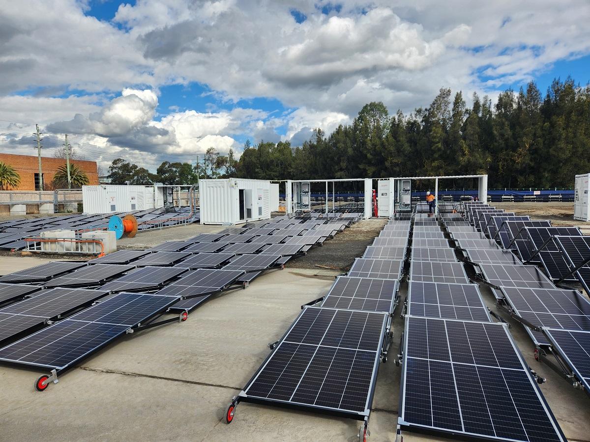 Image of Mobile Solar Farm fully deployed