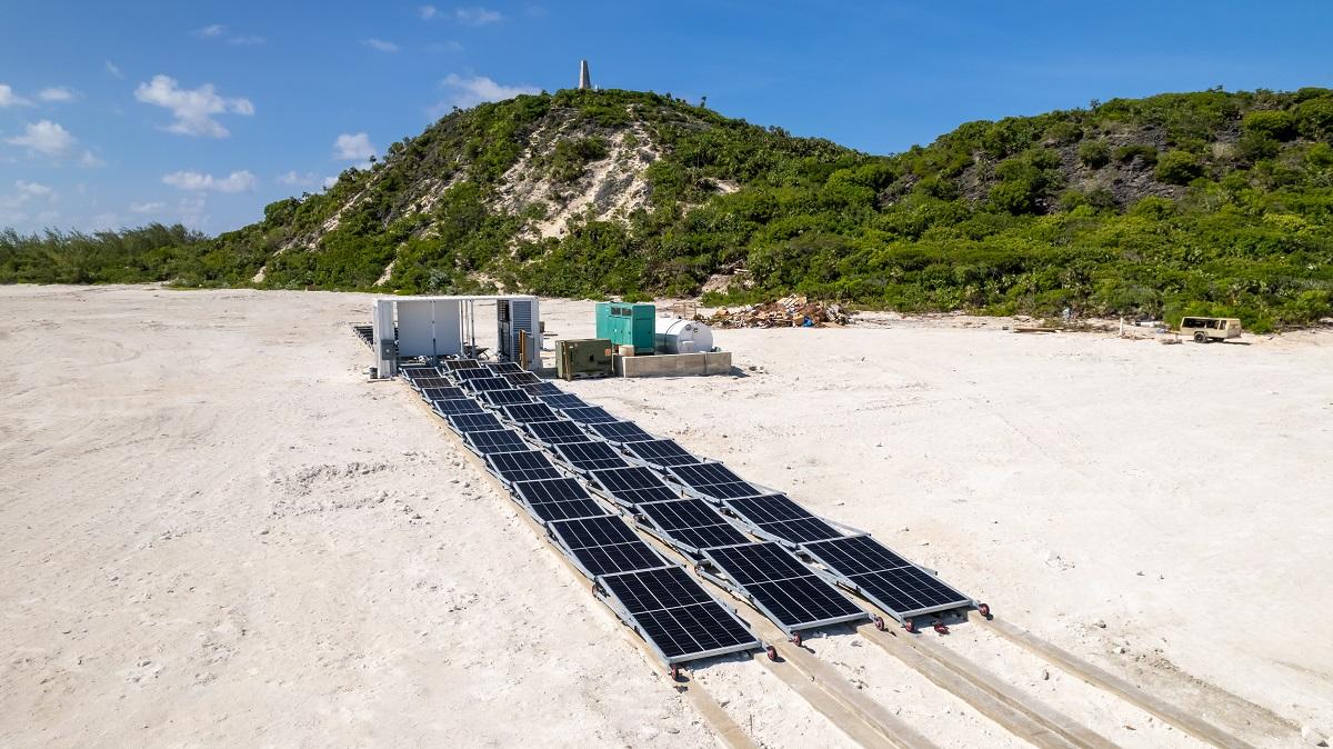 Image of Solarator Fold-Out 75 fully deployed on a beach